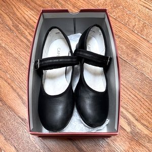 Capezio Mary Jane Black Tap Shoes in Box 1M